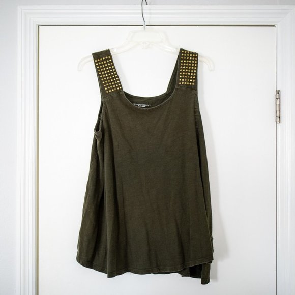 Olive green maternity tank - Picture 1 of 3